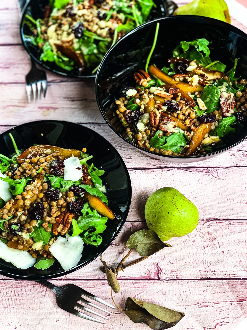 ΣΑΛΑΤΑ ΑΓΡΙΑΣ ΡΟΚΑΣ ΜΕ ΚΑΡΑΜΕΛΩΜΕΝΟ ΑΧΛΑΔΙ