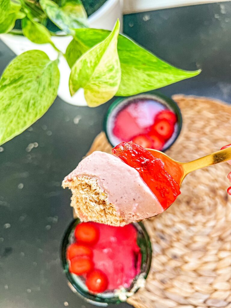 υγιεινό γλυκό με ζελέ φράουλα